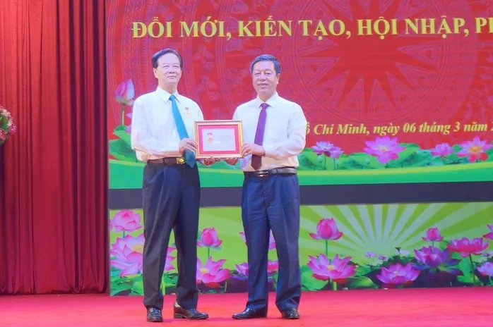 Peluncuran Buku Karya Nguyen Tan Dung: Refleksi Reformasi dan Pembangunan Vietnam
