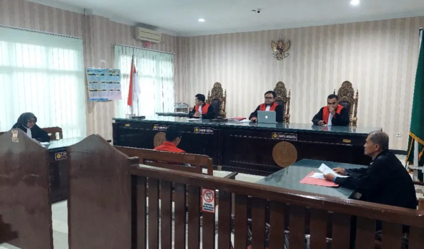Terdakwa Pembunuhan Istri dan Anak Minta Keringanan Hukuman Mati