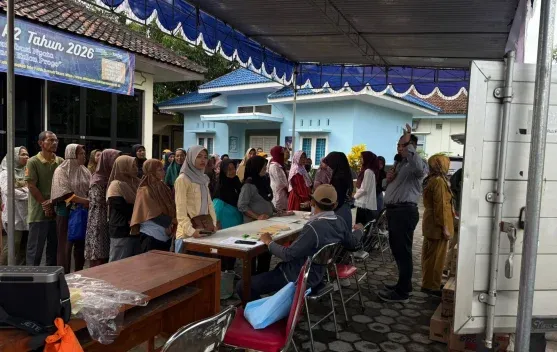 Antusiasme Warga di Operasi Pasar Murah Menjelang Idulfitri