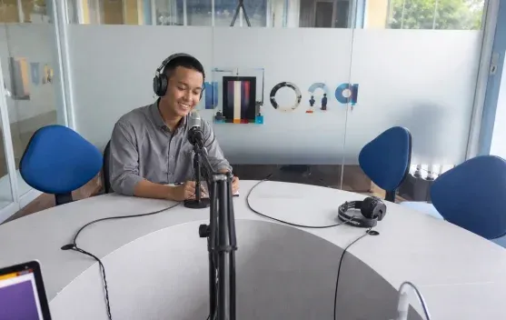 Mengatur Waktu: Kunci Kesuksesan Pelajar Antara Sekolah dan Hobi
