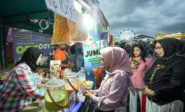 Pasar Takjil Ramadan Mojokerto Dorong Ekonomi UMKM