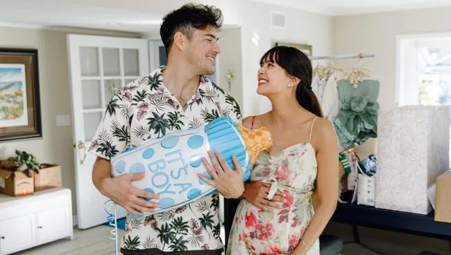 Aurelie Moeremans dan Tyler Bigenho Sambut Kelahiran Anak Pertama