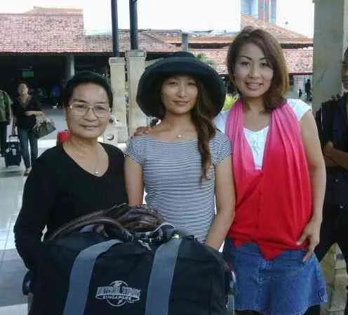Ibunda Ivonne Inawade Meninggal Dunia di Usia 77 Tahun