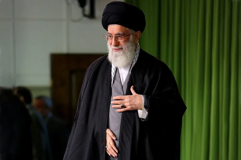 Kematian Ayatollah Khamenei Akhiri Tiga Dekade Kepemimpinan di Iran