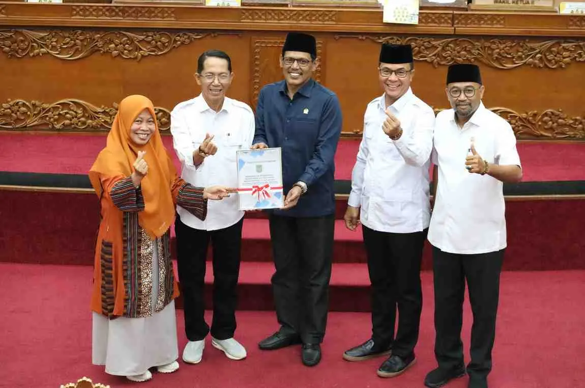 DPRD Batam Bahas Revisi Perda Persampahan Melalui Mekanisme Kumulatif Terbuka