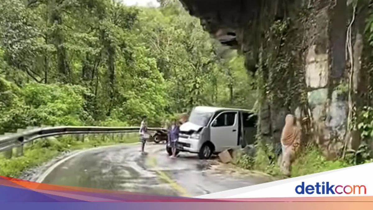 Kecelakaan Truk dan Mobil di Jalur Camba Poros Maros-Bone, Dua Orang Luka