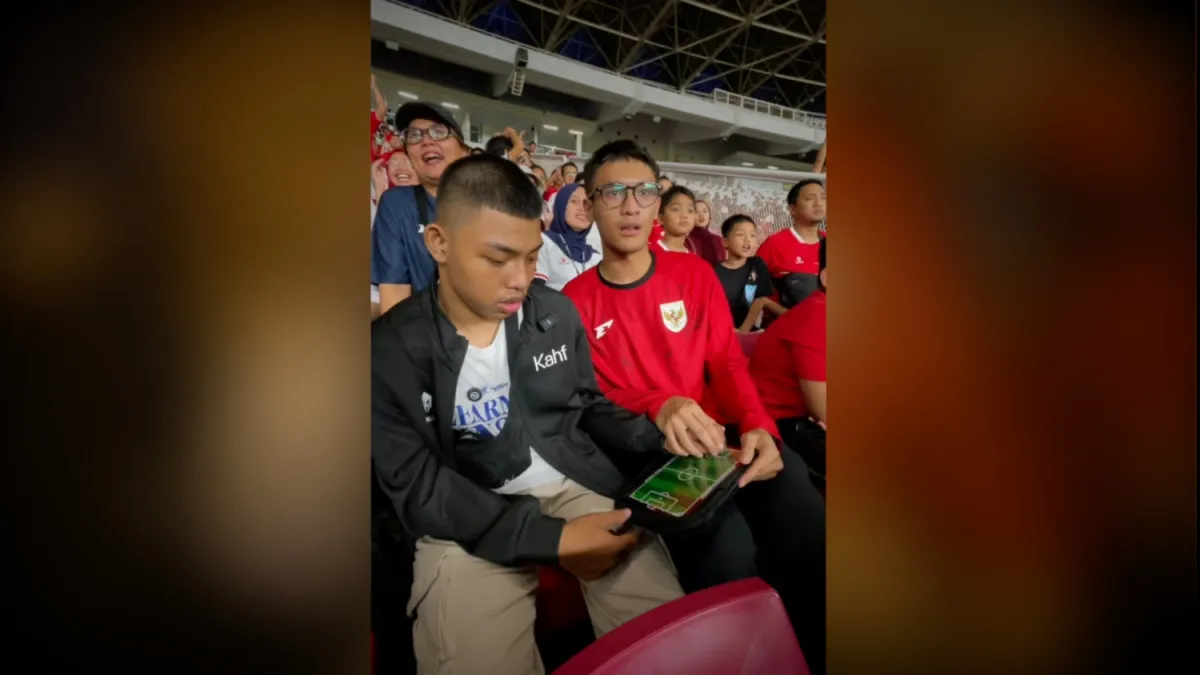 Anak Difabel Rasakan Euforia Laga Timnas di Stadion GBK