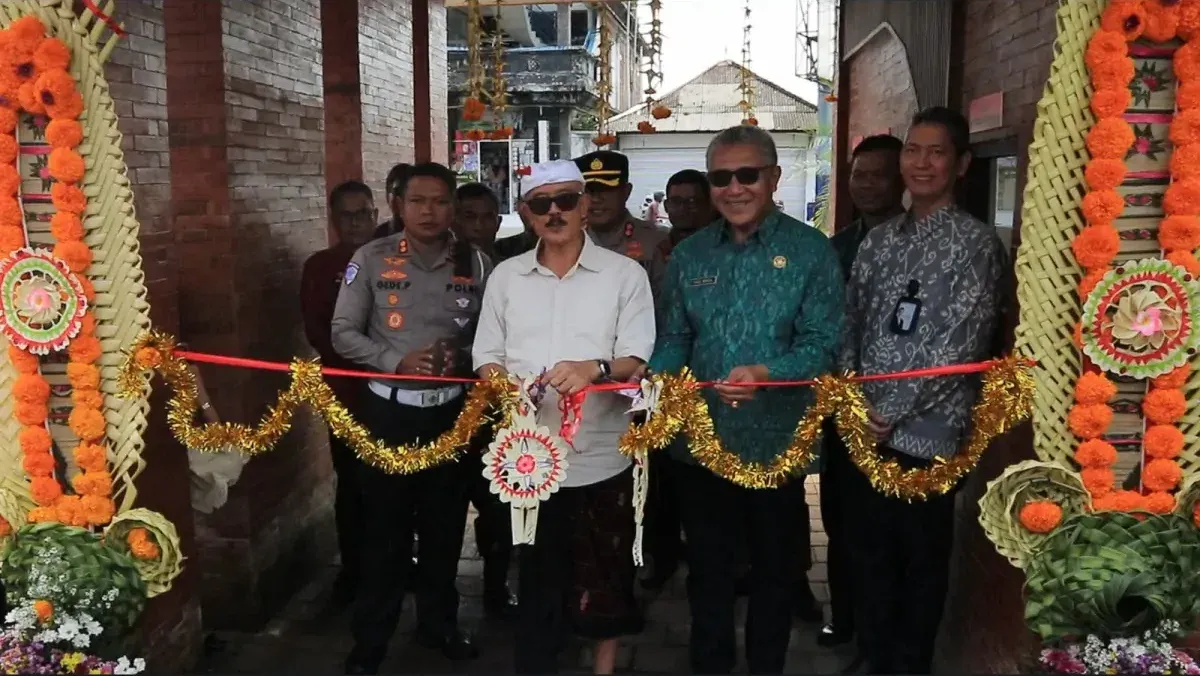 Wabup Bangli Resmikan Layanan Samsat Drive Thru untuk Permudah Pembayaran Pajak