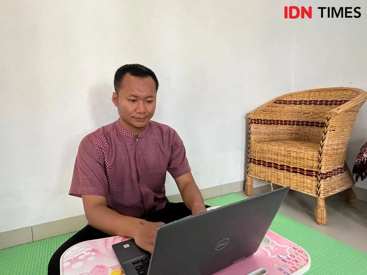 ASN Lampung Beradaptasi WFH dengan Ruang Kerja Sederhana di Rumah