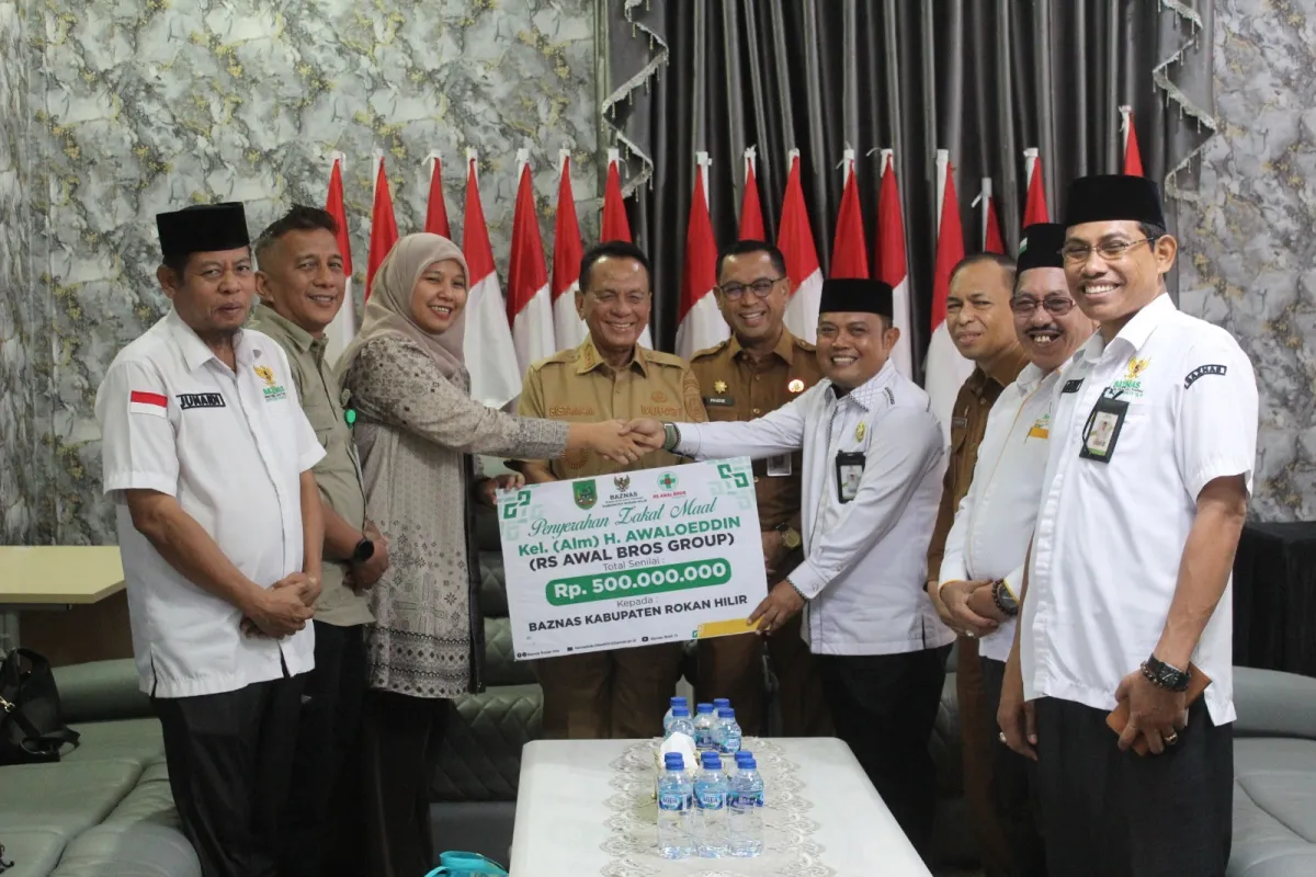 Bupati Rohil Dukung Zakat RS Awal Bros untuk Pemberdayaan Sosial