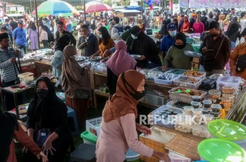 Kampoeng Kuliner Ramadhan Mataram Menarik 500 Pengunjung Setiap Hari