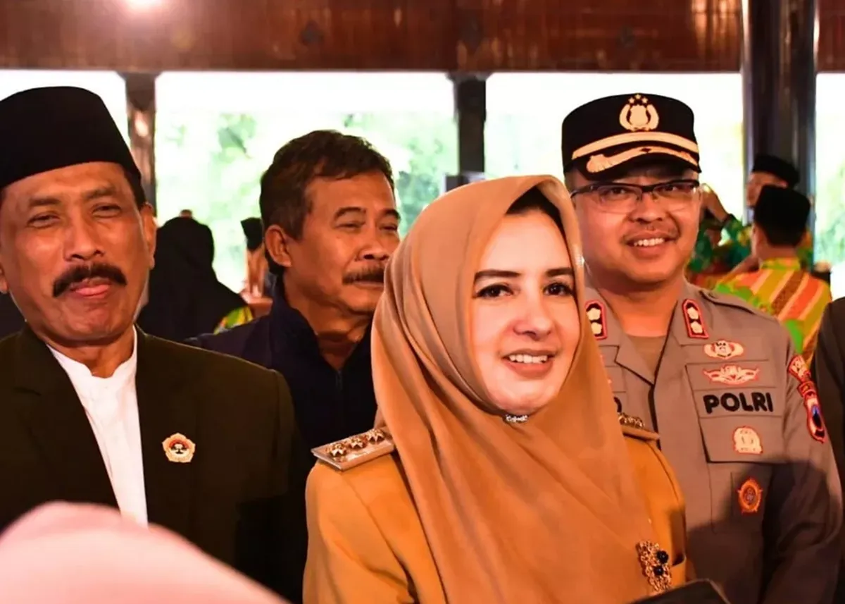Fadia Arafiq, Bupati Pekalongan dan Mantan Penyanyi Dangdut, Terjaring OTT KPK