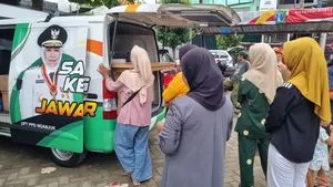 Satlantas Polres Nganjuk Gelar Layanan Samsat Keliling di Pasar Pace