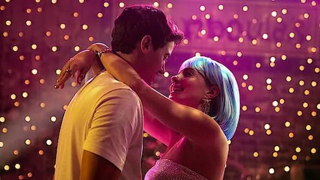 Tebak Judul Film Romantis Melalui Gambar Adegan di Netflix
