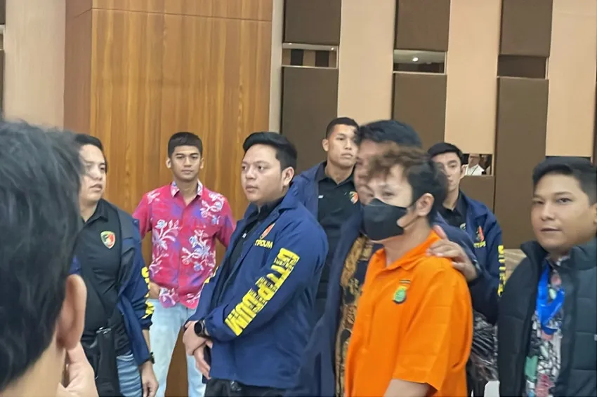Polisi Tangkap Buronan Kasus Online Scam Asal China