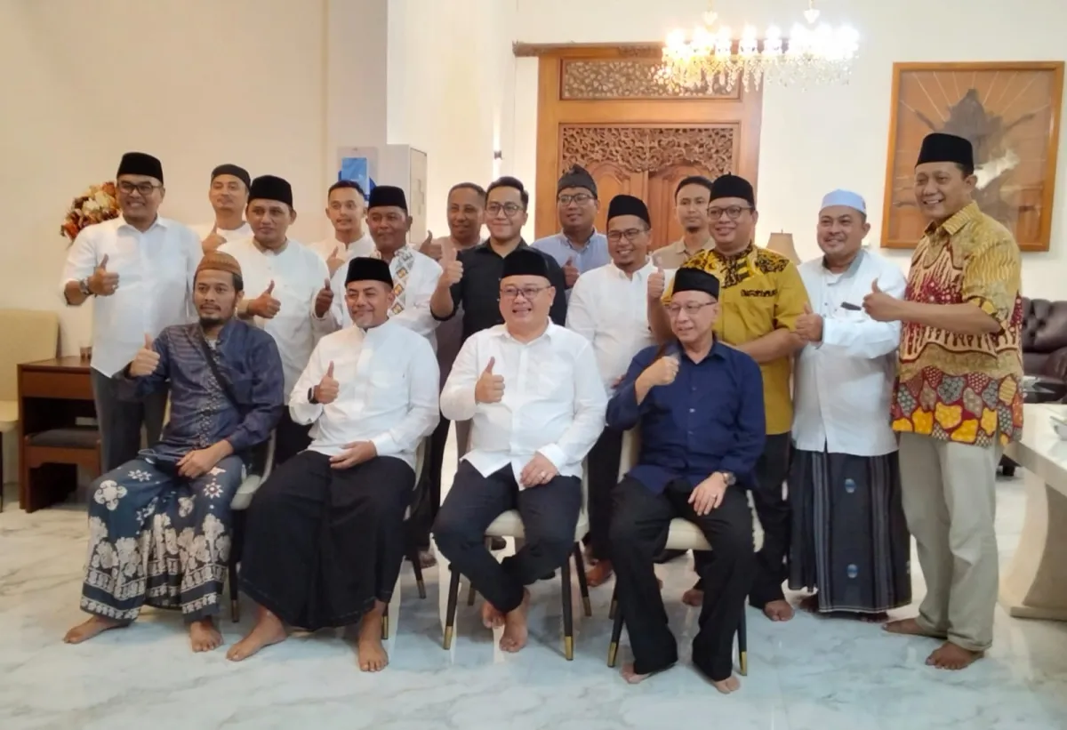 Bupati Probolinggo Gus Haris Gelar Buka Puasa Bersama Kadin dan Pejabat