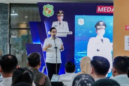 Rico Waas Luncurkan Program Walk-In Interview Mingguan di Medan