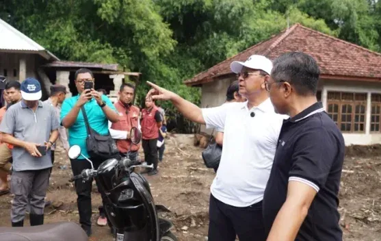 Bupati Sutjidra Ajak Dunia Usaha Bantu Pemulihan Pasca Banjir di Banjar
