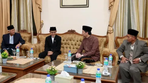 Ibas: Pesantren Sebagai Pilar Karakter Bangsa