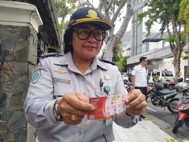Pemkot Surabaya Luncurkan Voucher Parkir Digital untuk Permudah Pembayaran