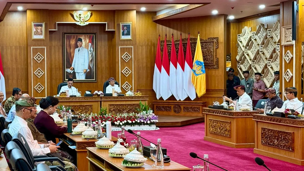 Gubernur Koster Ajak Percepatan Digitalisasi Bantuan Sosial dengan DPI dan AI