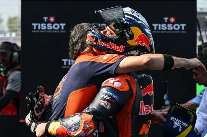 Pedro Acosta Puncaki Klasemen MotoGP 2026 Usai Kemenangan di Thailand