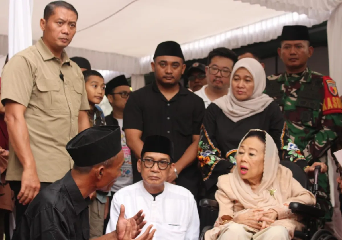 Sinta Nuriyah Berikan Santunan dan Dukungan di Rumah Lansia Gusdurian Kediri