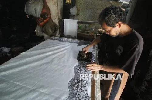 Pemerintah Daerah Tingkatkan Lapangan Kerja dan Demokrasi Desa