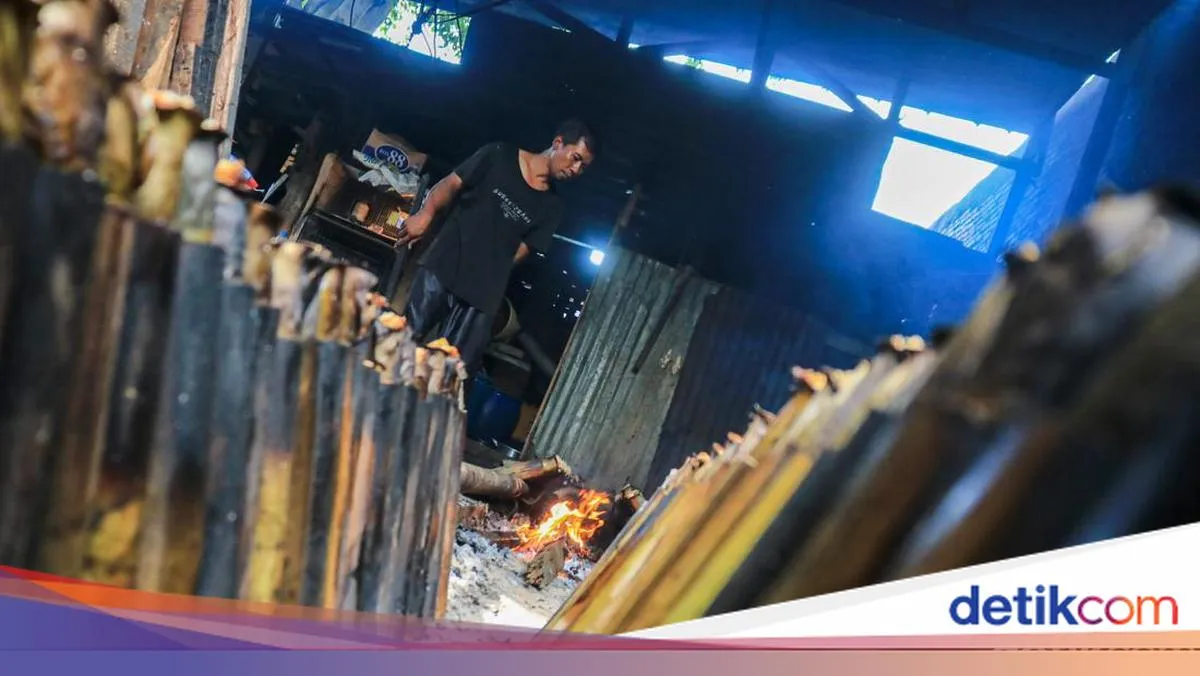 Lemang Khas Medan Jadi Favorit Berbuka Puasa di Ramadan