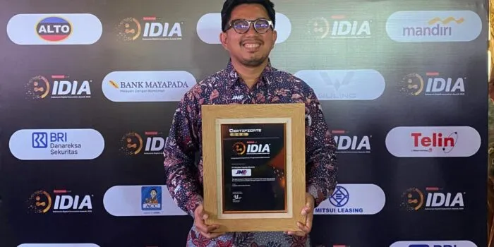 JNE Raih Penghargaan di Indonesia Digital Innovation Awards 2026