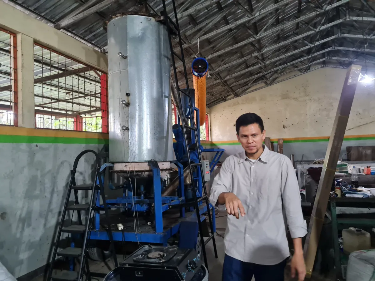 Inovasi Dosen Untidar: Mesin Konversi Sampah Daun Jadi Gas dalam 60 Menit