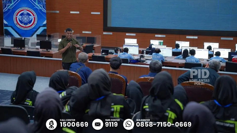 Siswa SMK Muhammadiyah Sampang Belajar Teknologi Informasi di NTMC Polri