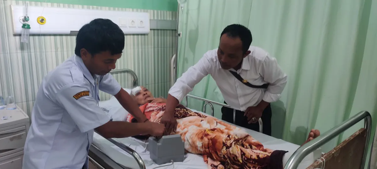 Disdukcapil Jember Lakukan Perekaman KTP Lansia dan Warga Sakit di Rumah Sakit