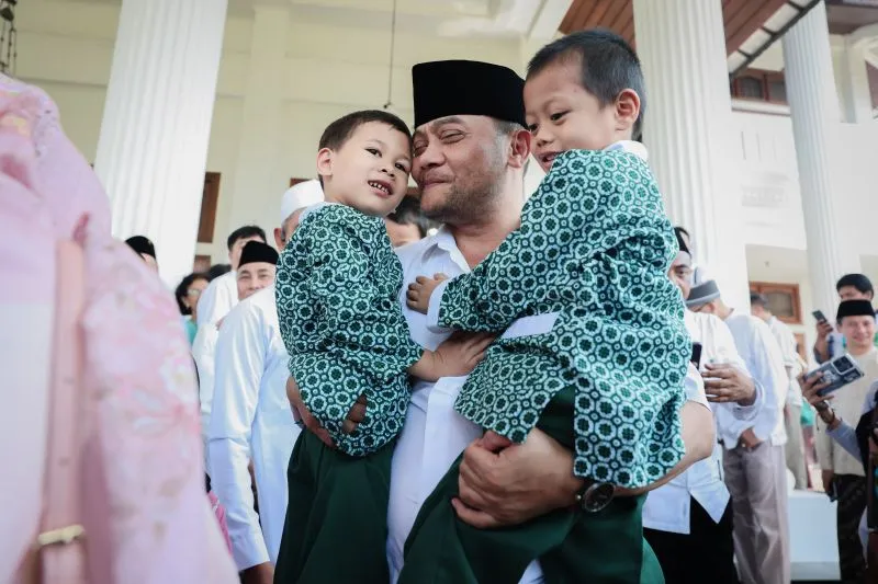 Gubernur Jateng Rayakan Idul Fitri Bersama Anak Panti dan Komunitas Difabel