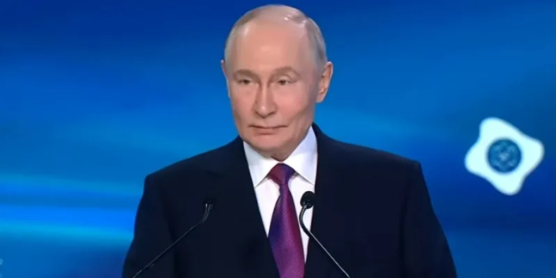 Putin Tekankan Pentingnya AI dalam Riset Bioteknologi di Forum Teknologi