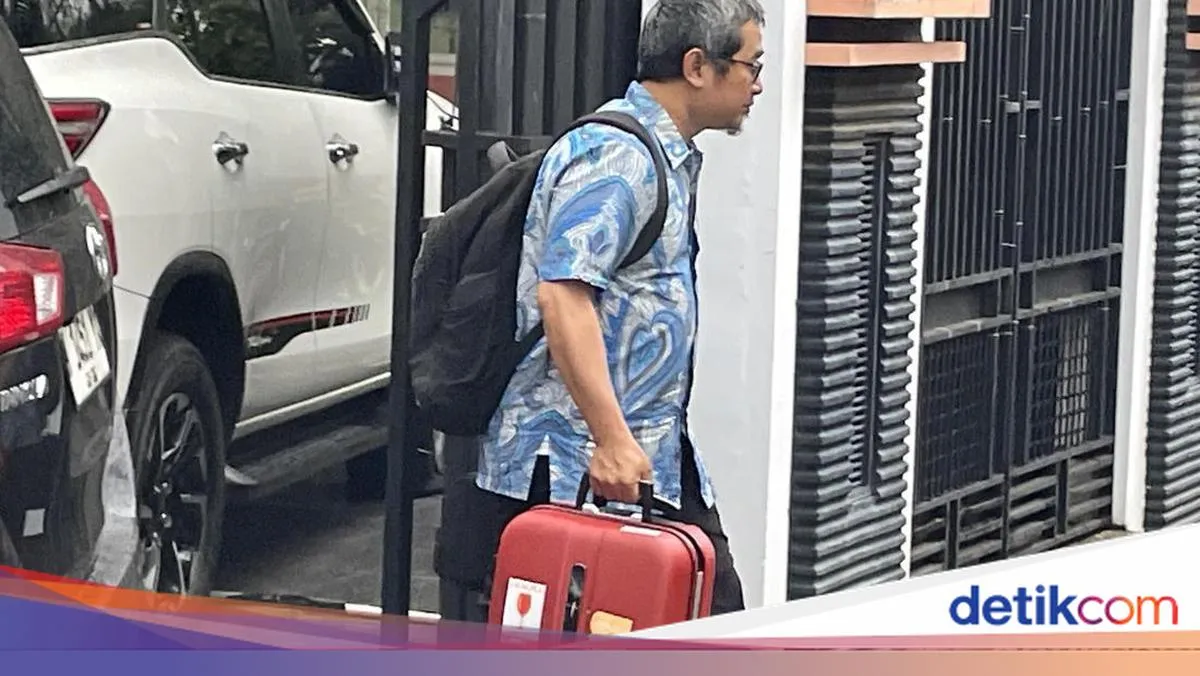 KPK Geledah Rumah Eks Pj Sekda Pati Terkait Kasus Bupati