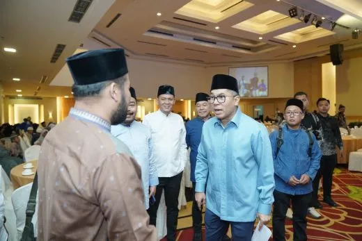 DPD Demokrat Sumut Santuni 1000 Anak Yatim dalam Acara Buka Puasa