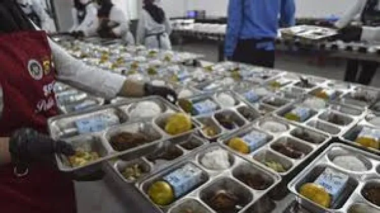 Program Makan Bergizi Gratis: Fondasi untuk Generasi Emas Indonesia