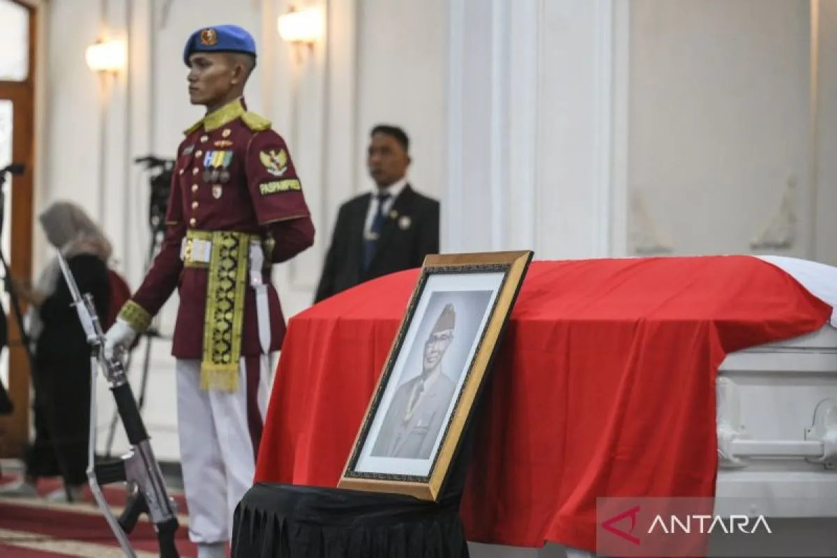 Try Sutrisno: Teladan Cinta Tanah Air yang Menginspirasi Bangsa