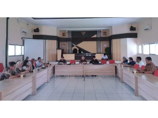 DPRD Sukabumi Mediasi Konflik Legalitas Lahan di Cikidang