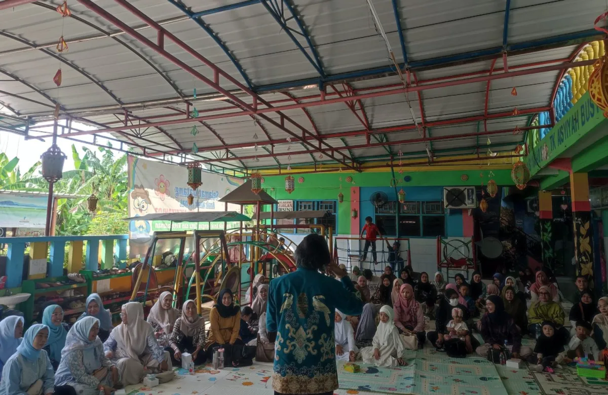 Seminar Parenting di TK ABA 39: Momen Berkualitas untuk Anak dan Orang Tua