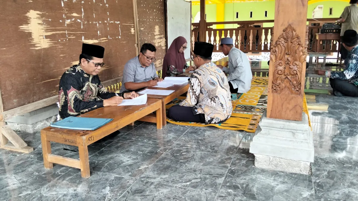 Monitoring dan Evaluasi BOSDA 2025 di Madrasah Diniyah Takmiliyah Tuban