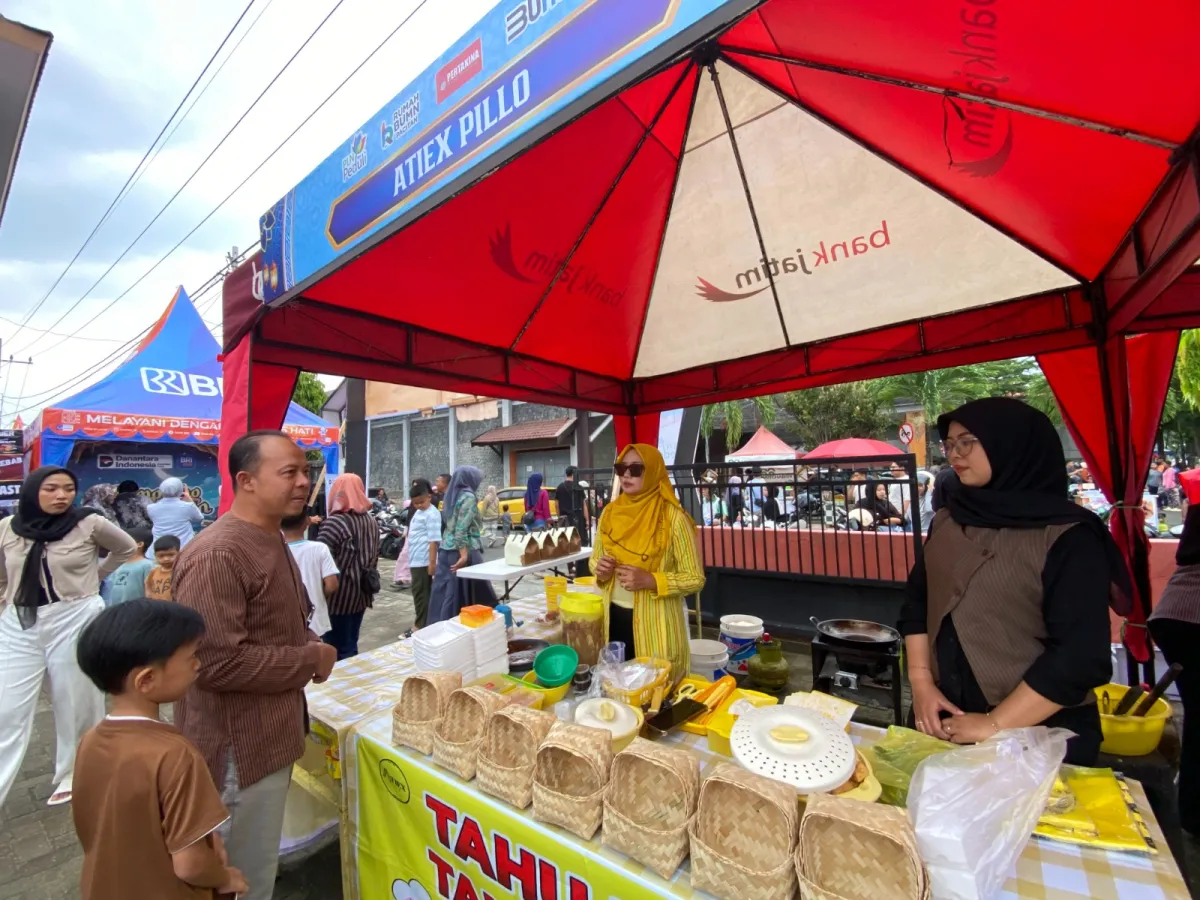 PLN dan Rumah BUMN Pacitan Gelar Bazar Kampoeng Ramadhan untuk Dukung UMKM Lokal