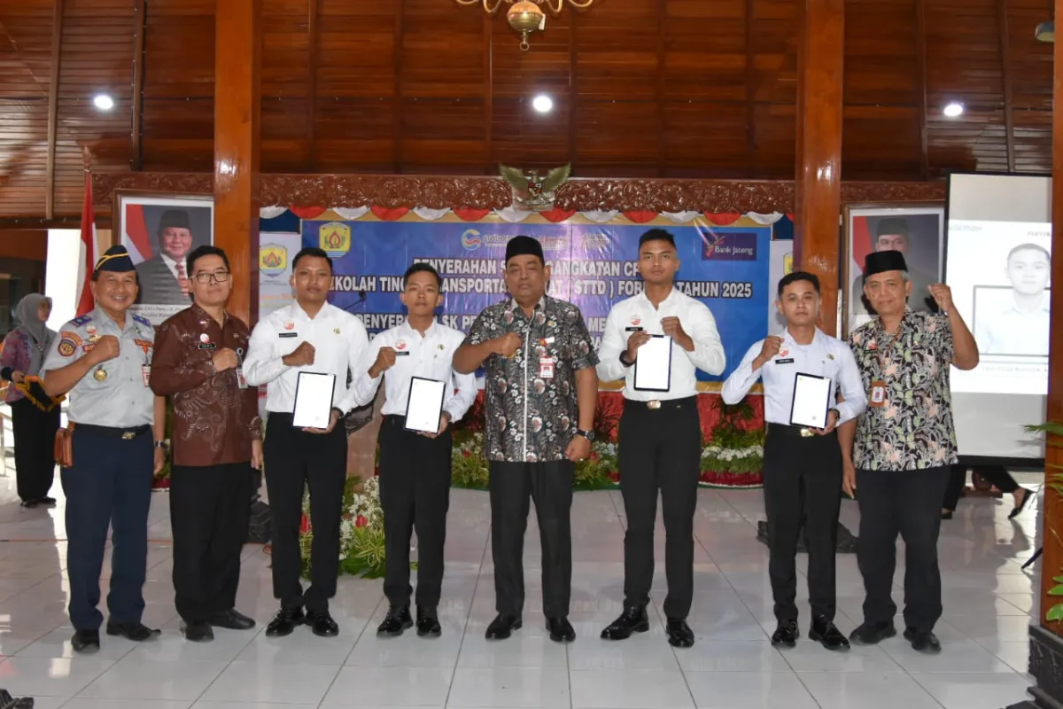 Empat CPNS Transportasi Darat Diterima Bupati Grobogan
