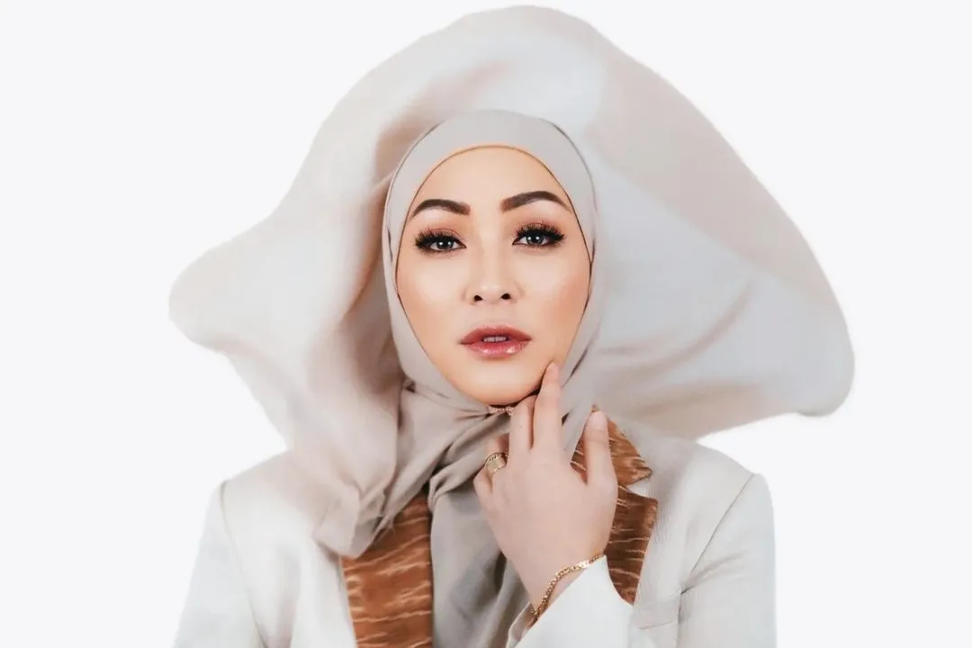 Artis Indonesia yang Mualaf Karena Pernikahan