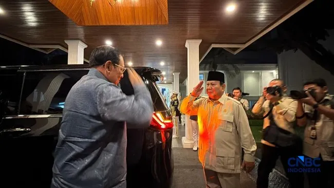 Silaturahmi di Istana, Jokowi dan SBY Hadiri Bukber Prabowo