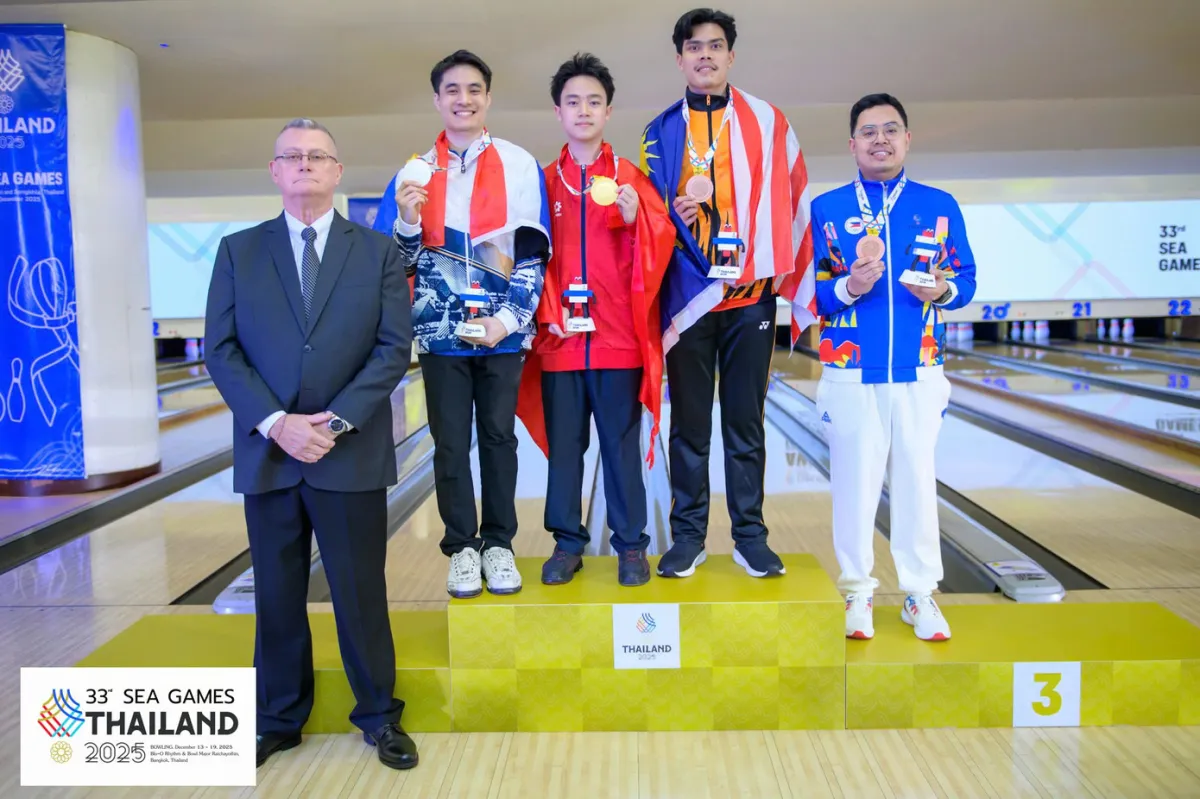 Siswa Kelas 11 Raih Medali Emas Pertama Bowling Vietnam di SEA Games ke-33
