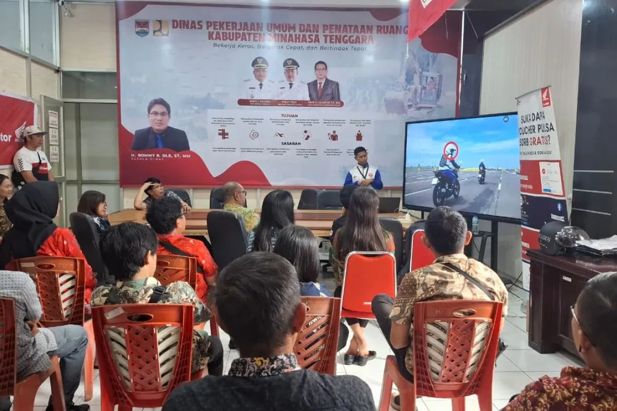 Edukasi Safety Riding untuk Pegawai Dinas PUPR Minahasa Tenggara