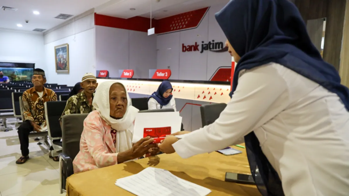 Bansos PKH Plus Rp500 Ribu Hanya untuk KPM Lansia di Jawa Timur