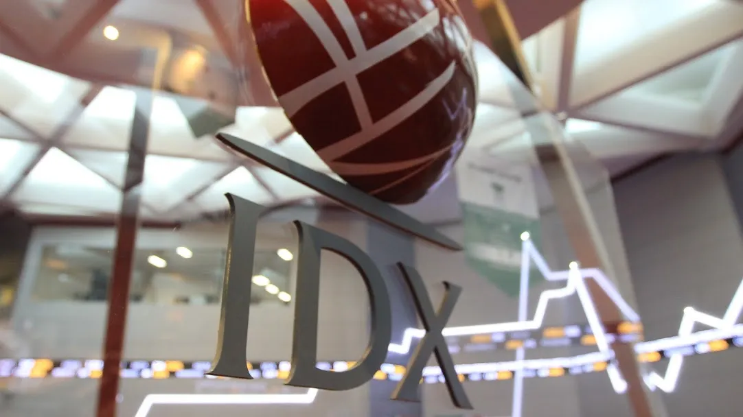 IHSG Jumat Siang Turun ke Level 8.209, Rupiah Melemah Terhadap Dolar AS